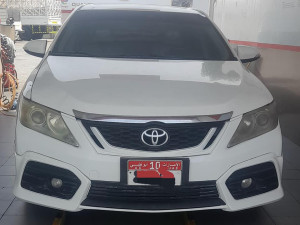 2013 Toyota Aurion in dubai