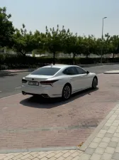 2020 لكزس ال اس