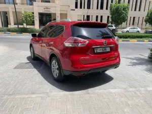 2015 نيسان اكس تريل