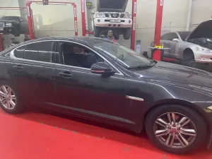2014 جاكوار اكس اف