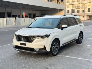 2022 Kia Carnival in dubai