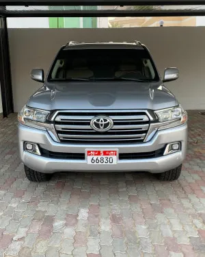 2017 Toyota Land Cruiser in dubai