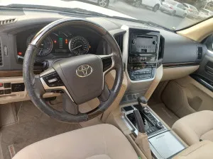 2019 Toyota Land Cruiser