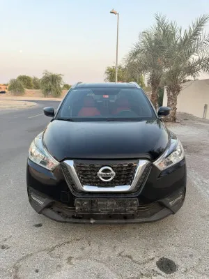 2018 نيسان كيكس in dubai
