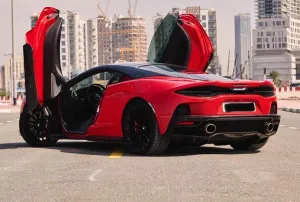 2023 ماكلارين جي تي