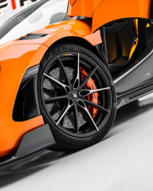 2022 McLaren 765LT Spider