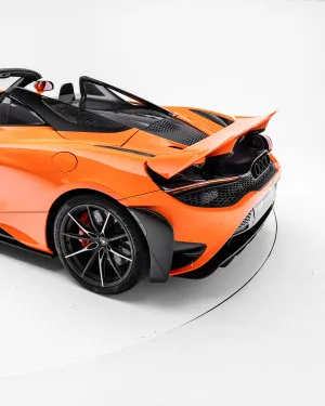 2022 McLaren 765LT Spider