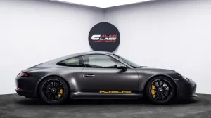 2018 Porsche 911 Carrera