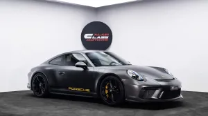 2018 Porsche 911 Carrera