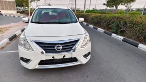 2016 نيسان صني in dubai