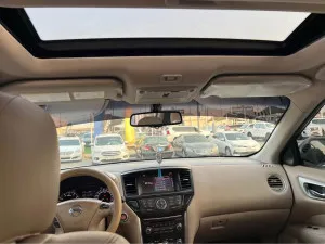 2014 نيسان باثفايندر 