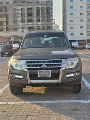 2015 Mitsubishi Pajero in dubai