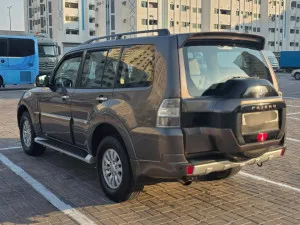 2015 Mitsubishi Pajero