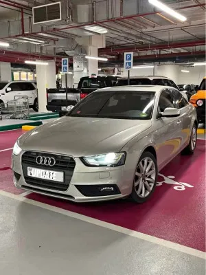 2014 اودي آي ٤ in dubai