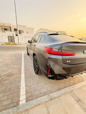 2022 BMW X4