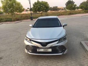 2020 تويوتا كامري