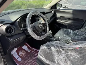 2024 Nissan KICKS