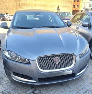 2015 Jaguar XF in dubai
