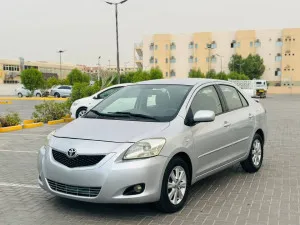 2011 تويوتا ياريس in dubai