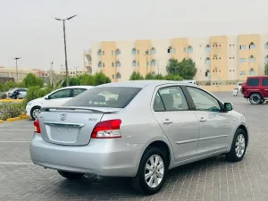 2011 تويوتا ياريس
