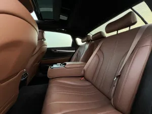 2023 Genesis G80