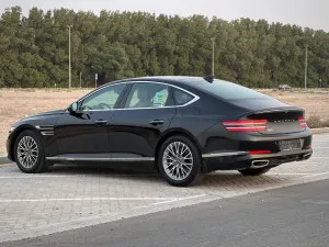 2023 Genesis G80