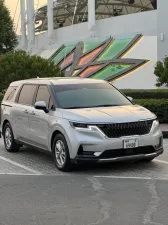 2023 Kia Carnival in dubai