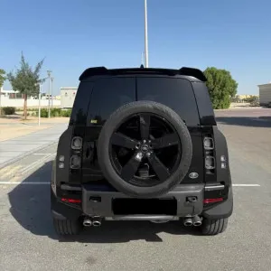 2023 Land Rover Defender