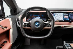 2023 BMW iX M60