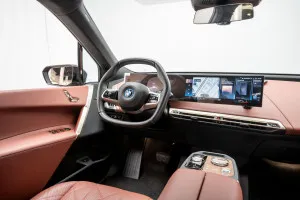 2023 BMW iX M60