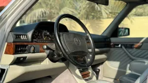 1991 Mercedes-Benz 500 560