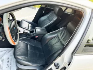 2002 BMW 5-Series