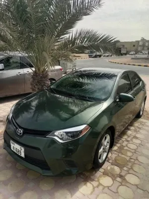 2015 تويوتا كورولا