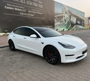 2021 Tesla MODEL 3 in dubai