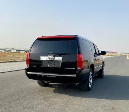 2014 كاديلاك اسكاليد