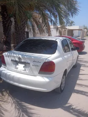 2005 تويوتا ايكو