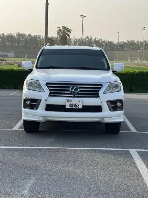 2015 لكزس أل أكس ٥٧٠ in dubai