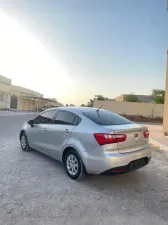 2013 كيا ريو 