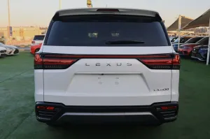 2023 لكزس ال اكس ٦٠٠
