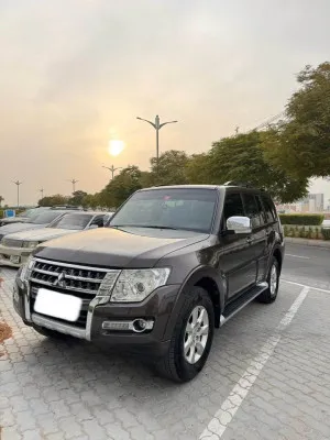 2017 ميتسوبيشي باجيرو in dubai
