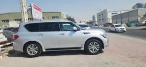 2017 إنفينيتي كيو آكس ٨٠