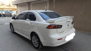 2015 ميتسوبيشي لانسر