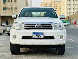 2011 Toyota Fortuner in dubai