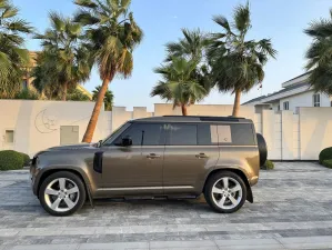 2023 Land Rover Defender