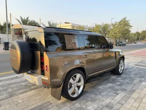 2023 Land Rover Defender
