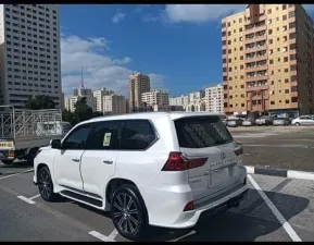 2019 Lexus LX 570