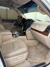 2012 Toyota Land Cruiser