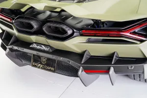 2025 Lamborghini Revuelto