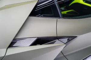 2025 Lamborghini Revuelto