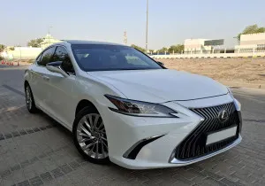 2020 Lexus ES
